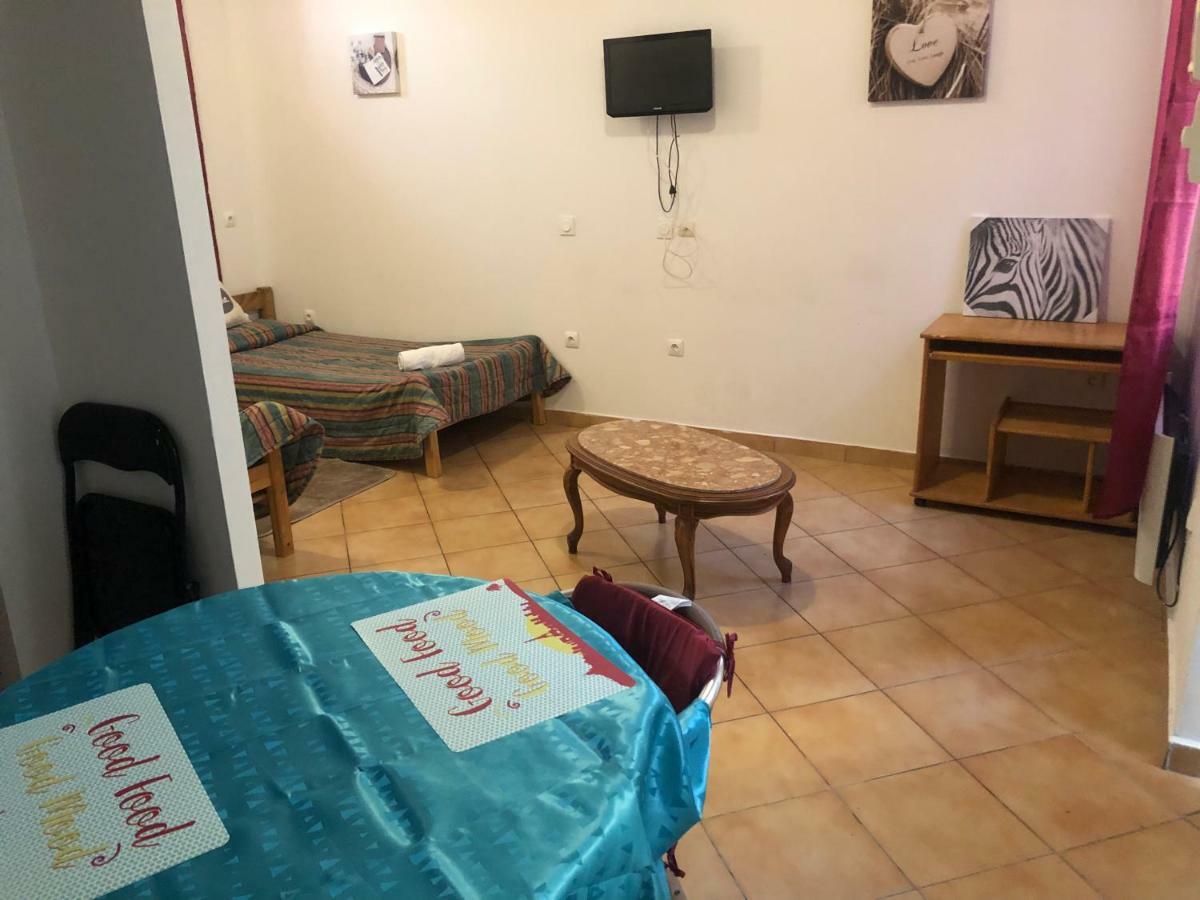 טרבה Studio Centre Ville מראה חיצוני תמונה