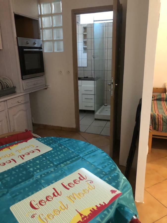 טרבה Studio Centre Ville מראה חיצוני תמונה